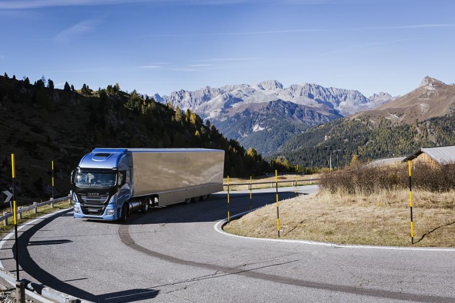  Iveco Stralis 460NP 4x2 2017 года  (фото 15 из 40)